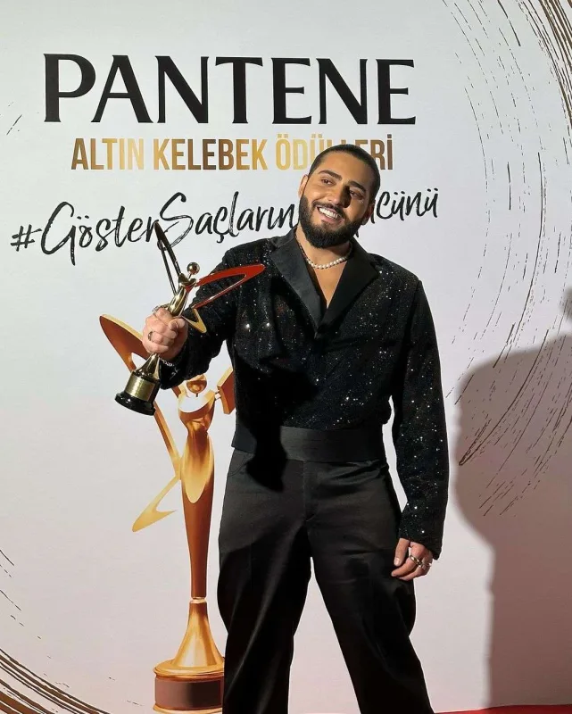 “Kelebek”dəki kostyumu replika imiş