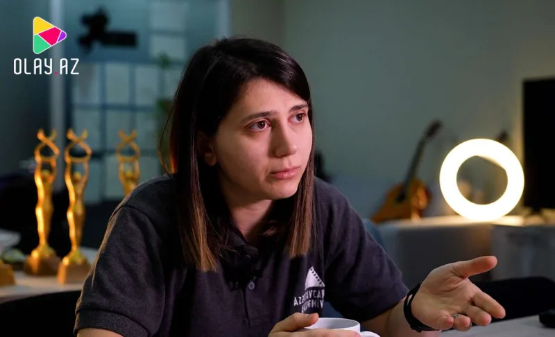 “Məşhurluqdan əvvəl salonda işləyirdim”