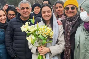 İranlı aktrisa azadlığa buraxıldı