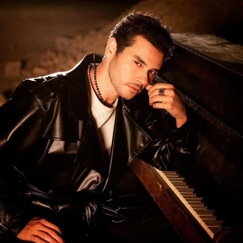 Ona azərbaycanlı qızla xəyanət edən Cemi bağışladı