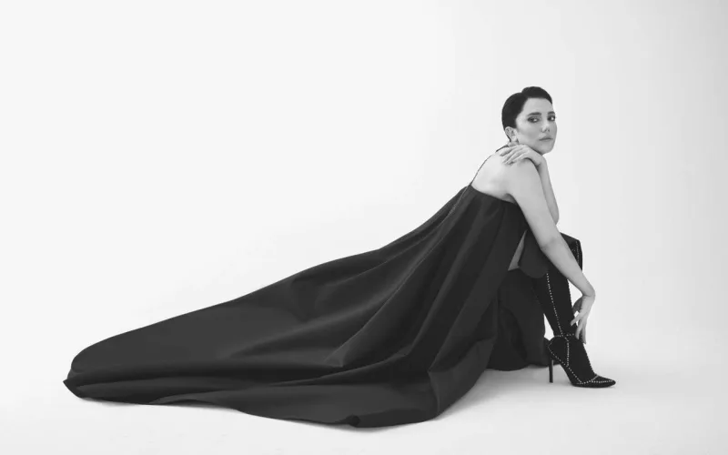 Lalə Məmmədova sükutu albomla pozdu