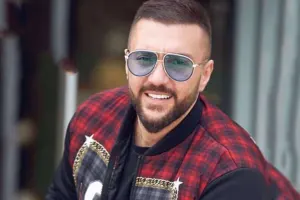 Rüfət İsmayıl evsiz qaldı