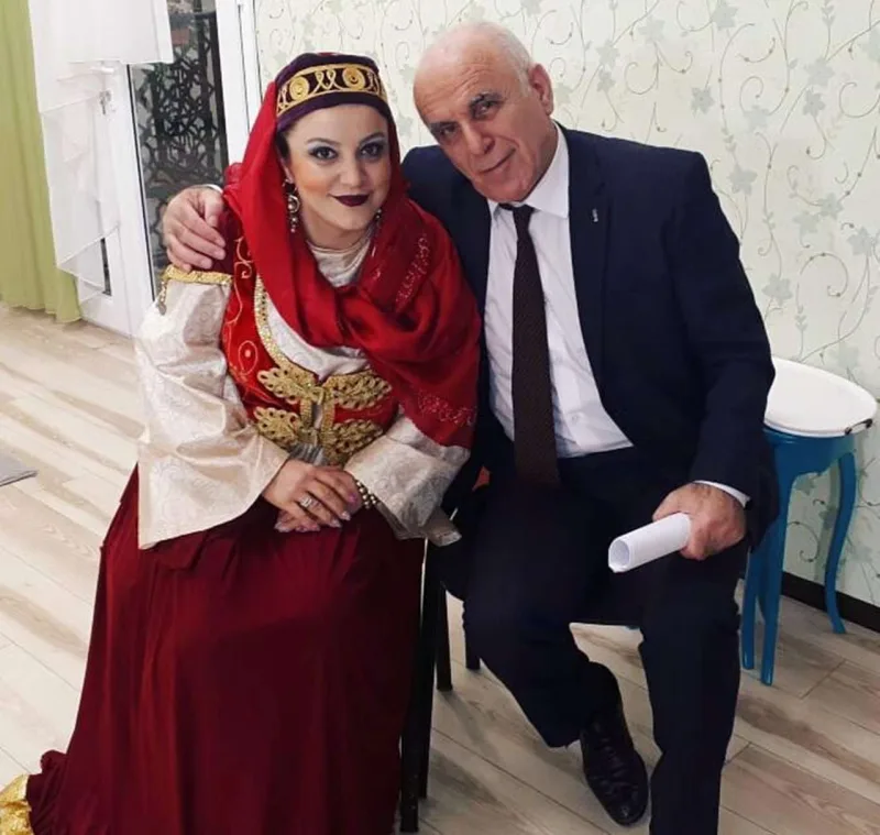 “Komedixana”dan gedən aktrisanı təhqir etdi