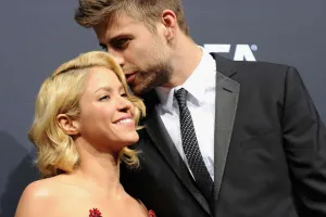 Ona xəyanət edən Pikeyə mahnı ilə söz atdı