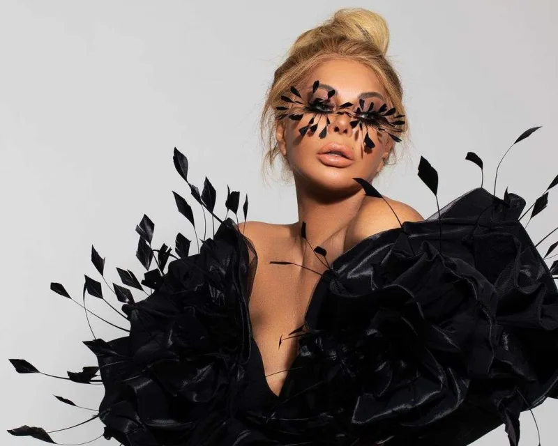 Müasir Kleopatra...