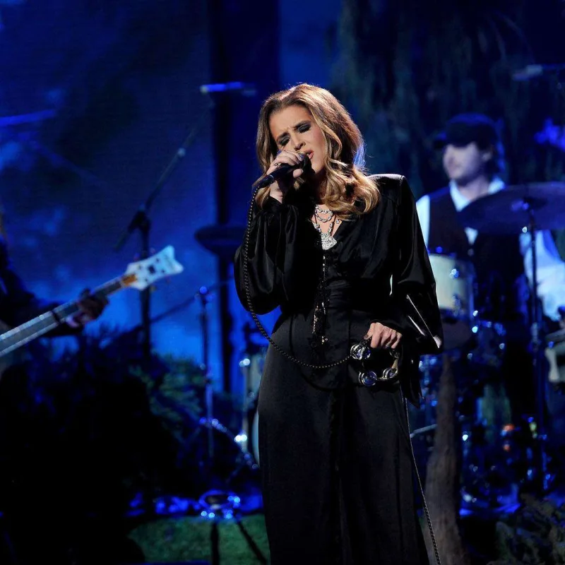 Elvis Preslinin 100 milyonluq mirasından yalnız bir evi qaldı