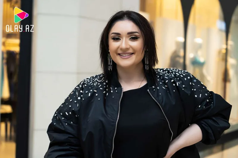 “Flora Kərimovanın babası soyadını qoruya bilməyib”