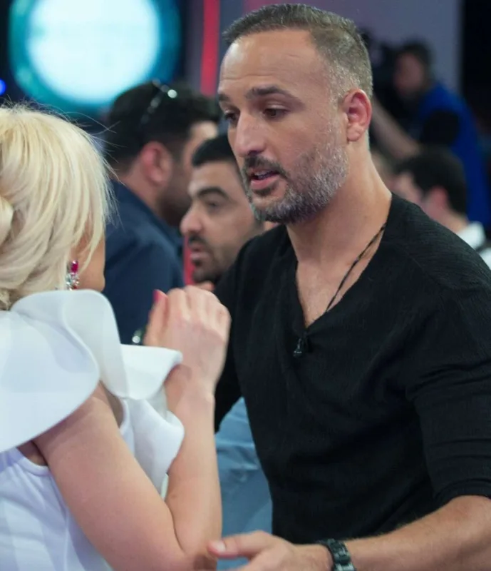 “TikTok-u mədəniləşdirmək istəyirəm” – Azər