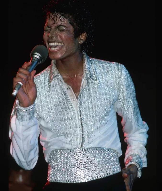 Mayklın filminin rejissoru o oldu