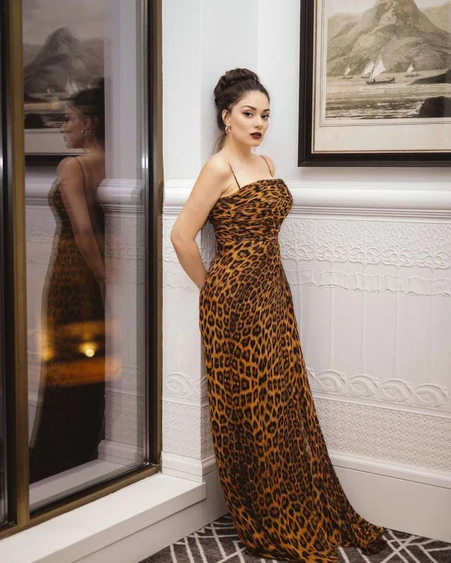 “Şəhərdəki bütün qızlar bir-birinə bənzəyir”