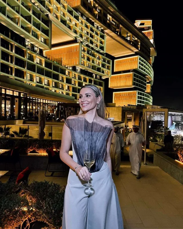 Beyonsun 24 milyon aldığı hotelin qiymətləri...