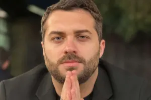 “İndiki qadınlar  güclü deyillər”