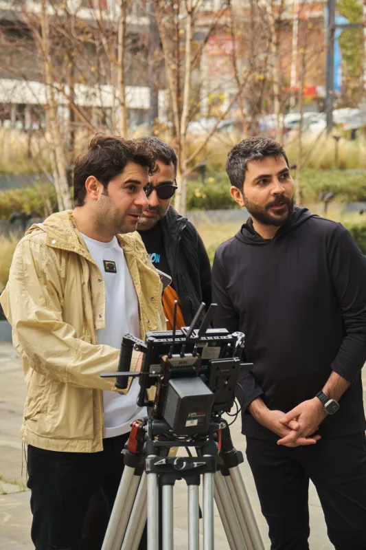 Elçin “Medcezir”in aktrisasını klipinə çəkdi