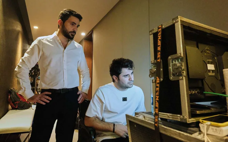 Elçin “Medcezir”in aktrisasını klipinə çəkdi