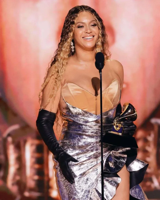 “Qremmi” 65-ci dəfə sahiblərində!