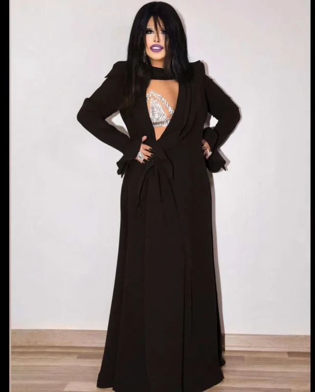 Bülent Ersoy Röyayla eyni libasda