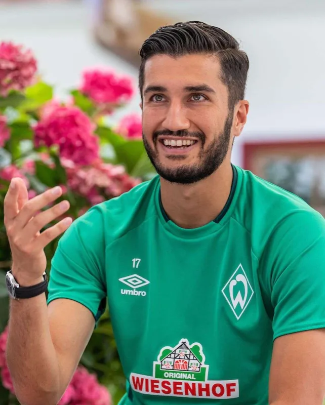 Məşhurlardan yardım dayanmır