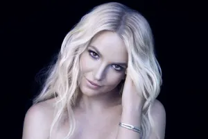 Britni həkimlərlə yaşamaqdan imtina edib