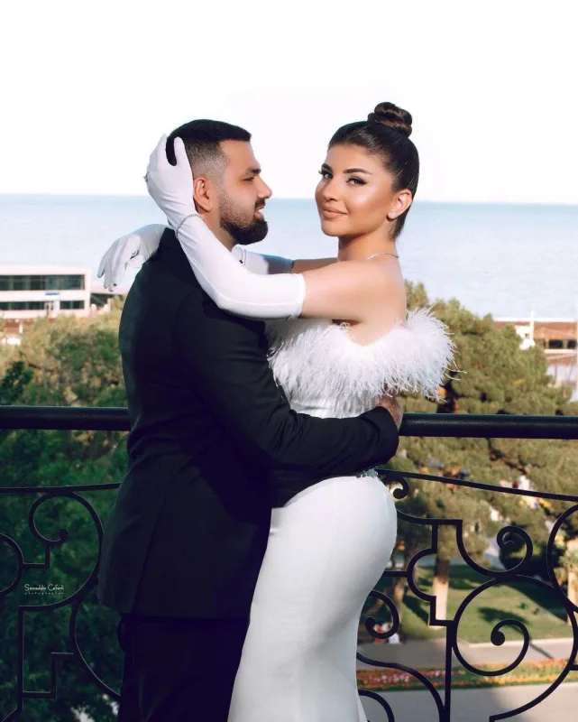 “İki sutkadır yemək yemirəm”