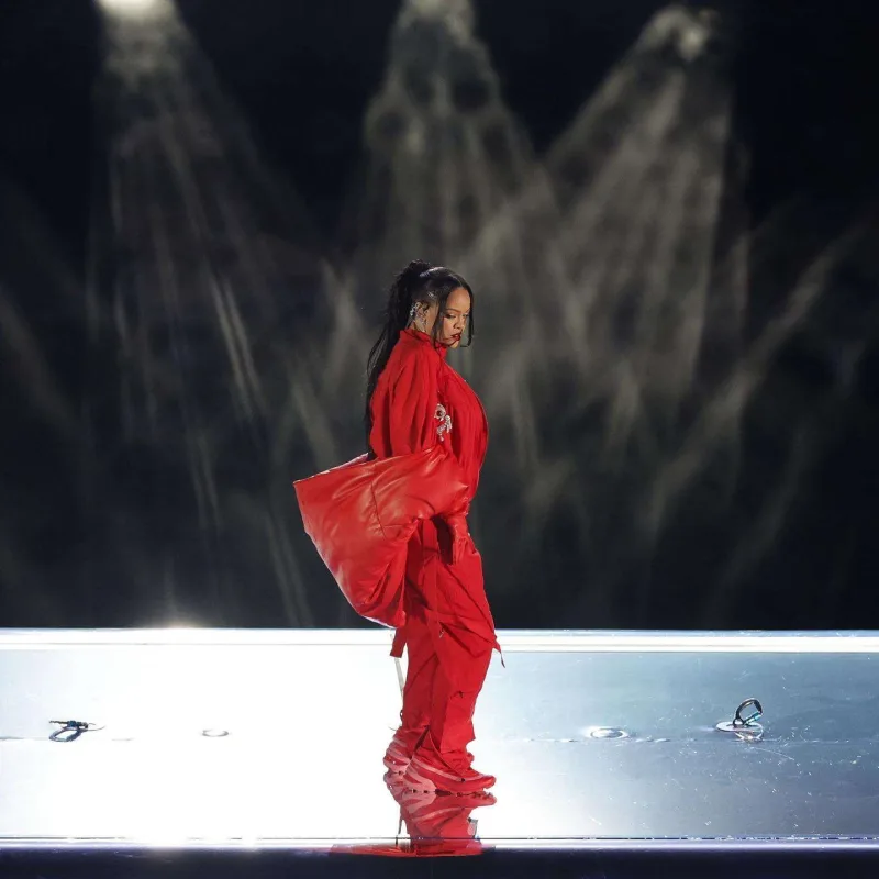 Rihannanın şousundan sonra nə oldu?