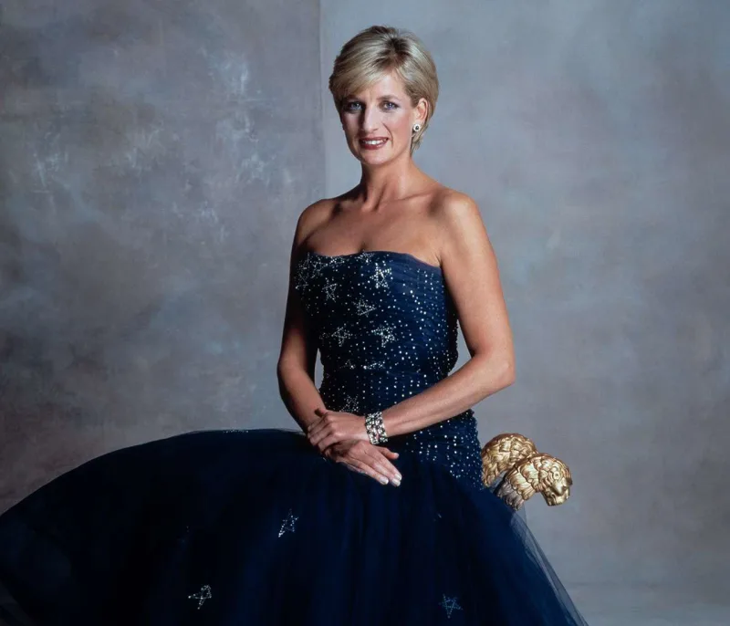 Diananın şəxsi məktubları satıldı