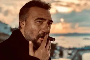 Adına saxta TikTok açıb, pul yığdılar