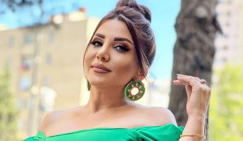 Zenfiranın ərinin maşınından 15 min oğurladılar