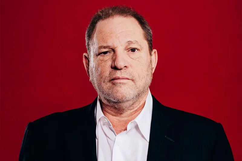 19 yaşında Vaynşteynin təcavüzünə məruz qalıbmış...