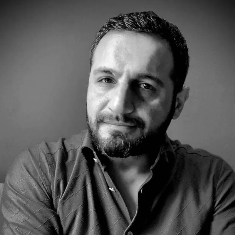 “İndi ac qalıb kişi olmaq olmur”