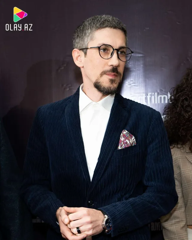 “Filmə görə yol çəkdirib, işıq dirəkləri basdırdıq”