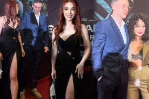 Gecəyə dekolteli libaslarla qatıldılar