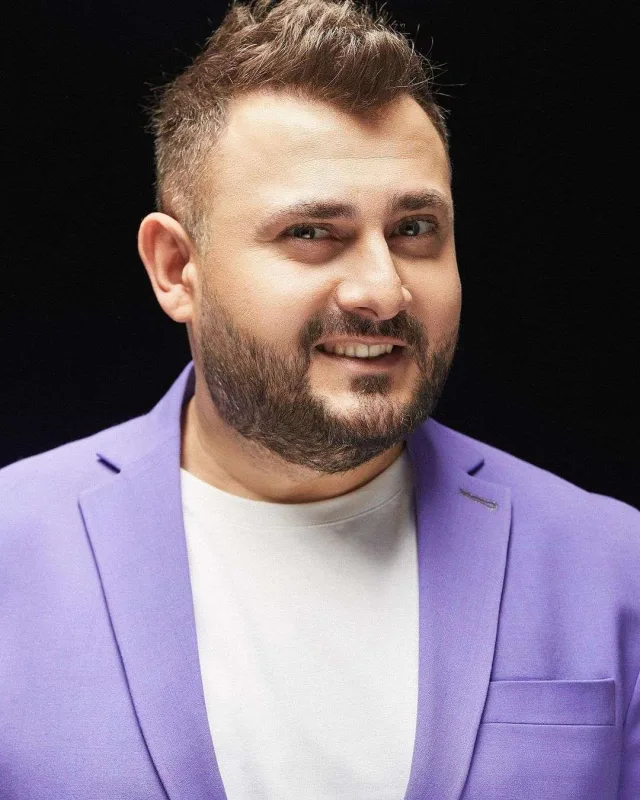 “Oksana 75 yaşlı nənə olmalıdır ki, qəbullanaq?!”