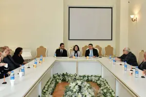 Adil Kərimli Bəstəkarlar İttifaqının kollektivi ilə görüşdü