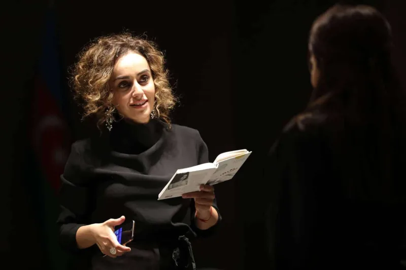 Muradla Zəhranın sözü çəp gəldi