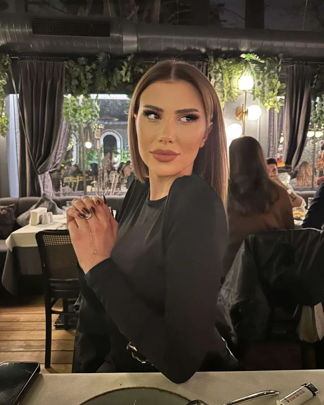 “Kismetse olur”un məşhur iştirakçısını evli sevgilisi döydü