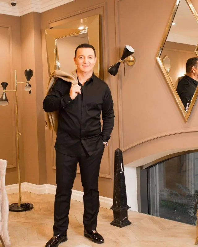 Xatirə ilə Vasif küsülüdür?