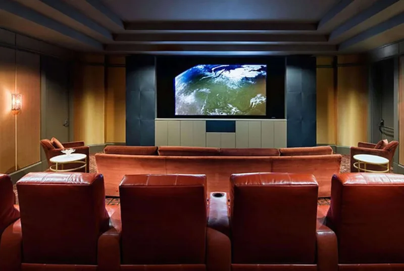 Rihanna 21 milyona penthaus aldı