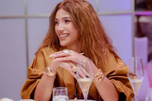 “Masadan az adam qovmamışam” - Röya Ayxan