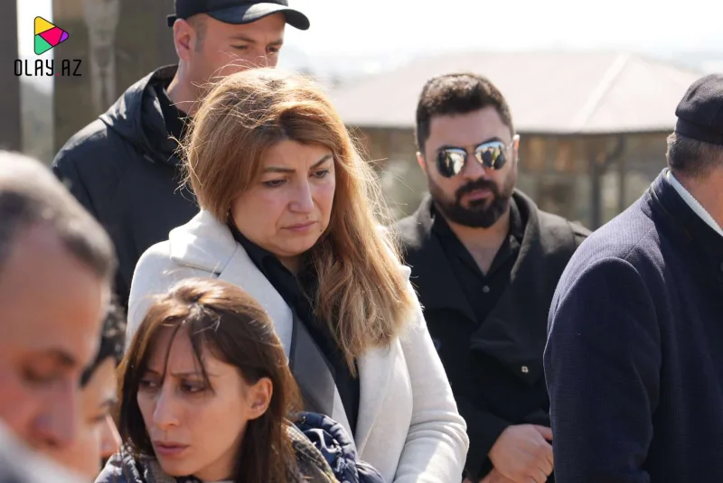 Oqtay Əliyevin dəfninə kimlər gəldi?