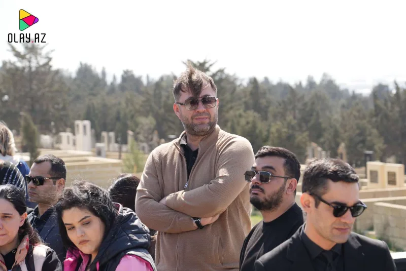 Oqtay Əliyevin dəfninə kimlər gəldi?