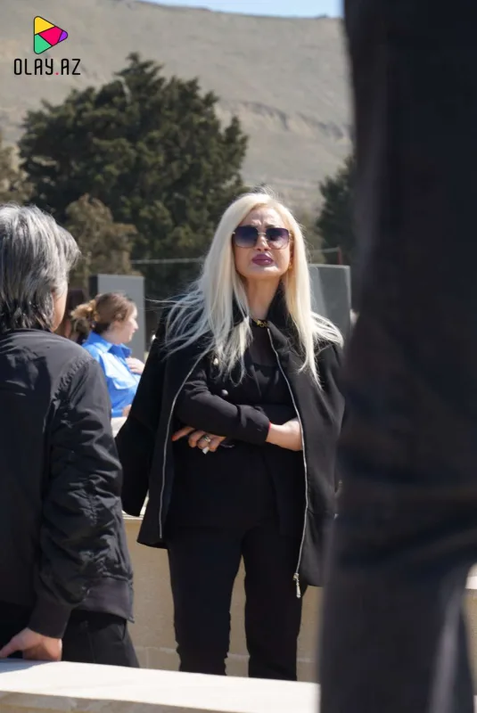 Oqtay Əliyevin dəfninə kimlər gəldi?