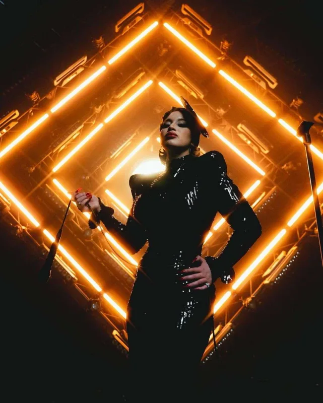 Fransa niyə geri çəkildi?