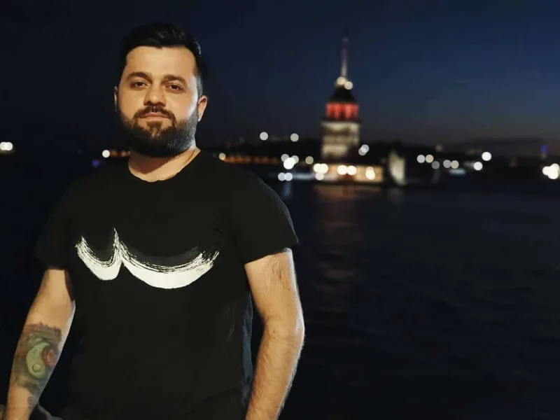 Xalq artistinə kürəkənindən təbrik