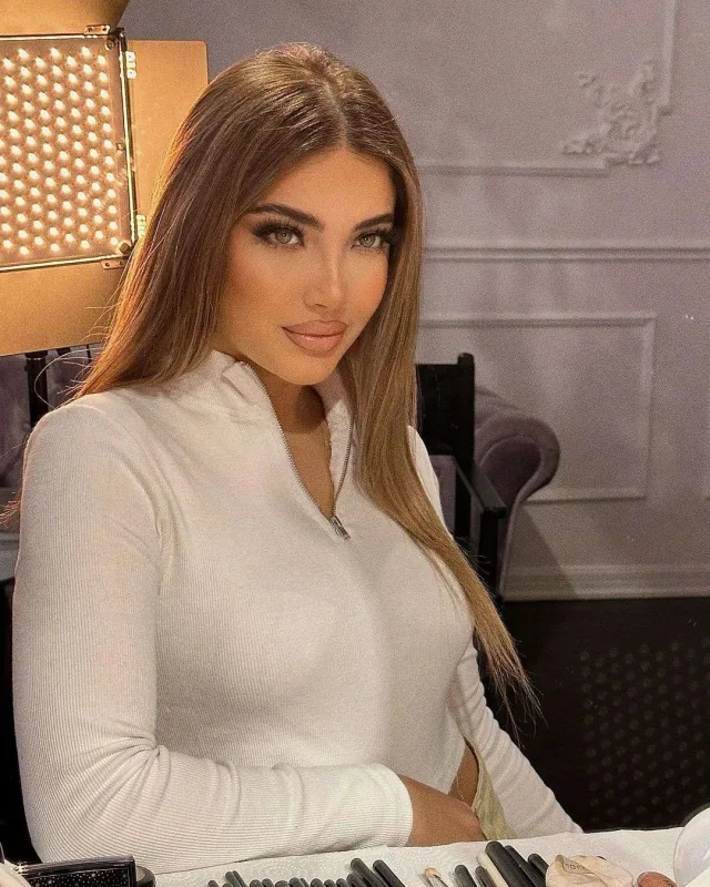 “Sizin dövrünüz bitdi, bizimki başladı!”