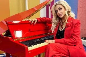 “Həyatımı səhnəyə həsr etmişəm”