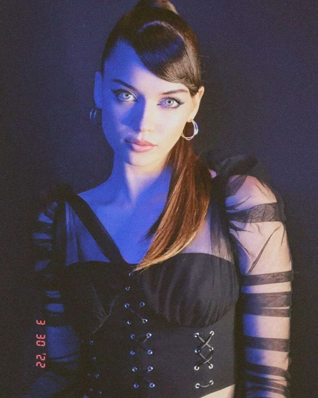 Afrayla Çağatay görüşməyə başladı