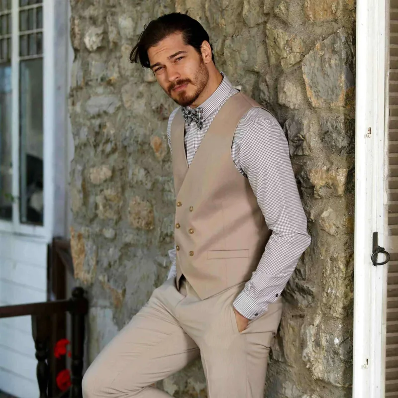 Afrayla Çağatay görüşməyə başladı