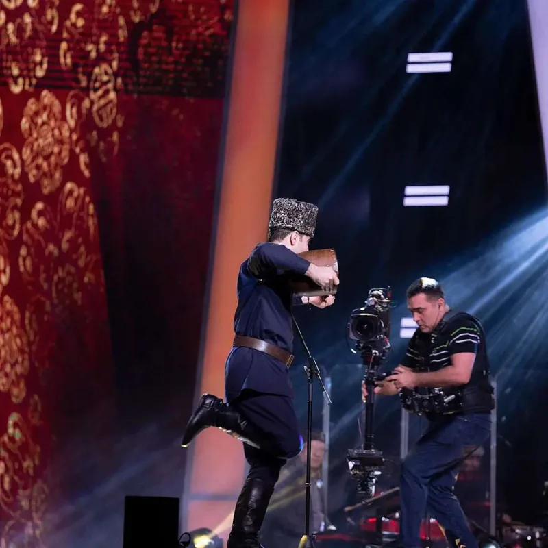 “Səs”dəki rəqsi ilə gündəm oldu