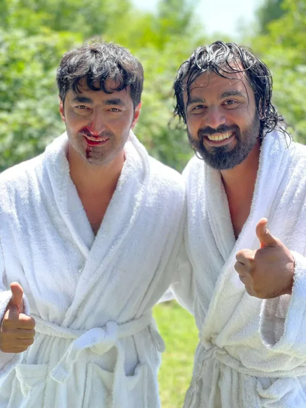 “Turalla 4 saat palçıqlı çayda döyüşdük”