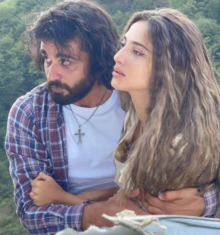 “Turalla 4 saat palçıqlı çayda döyüşdük”